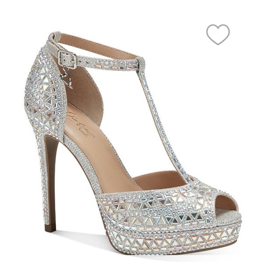 Thalia Sodi 7.5 shoes.  Comfortable. Worn 1x (daughter’s wedding.)